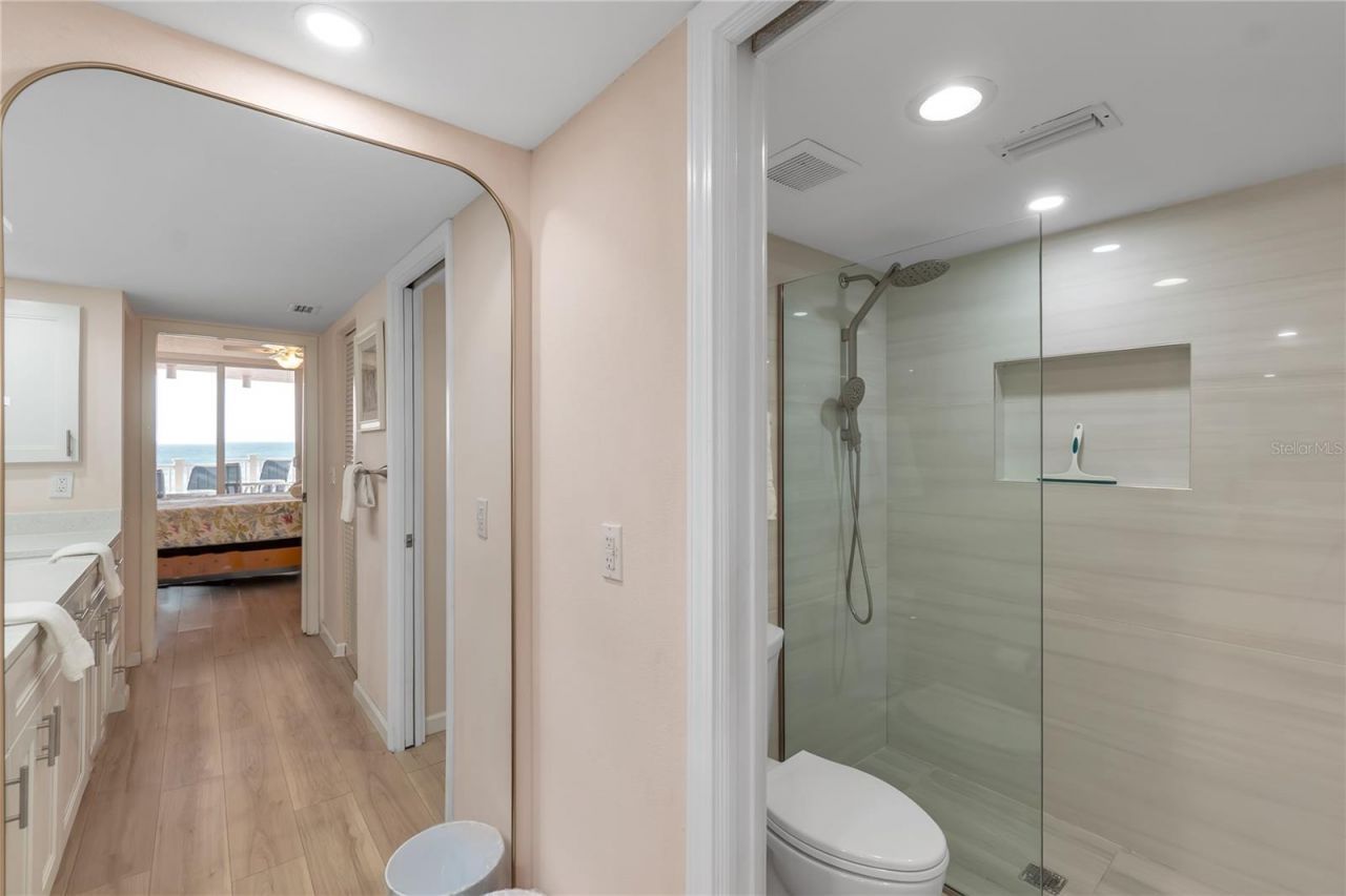 2600 Gulf Drive N, Unit 12, Bradenton Beach, FL 34217 Photo