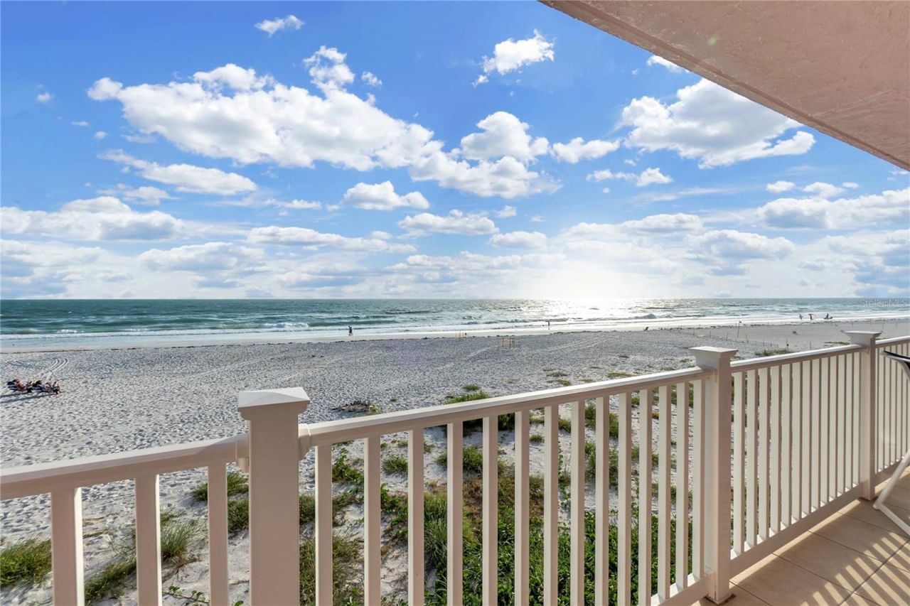 2600 Gulf Drive N, Unit 12, Bradenton Beach, FL 34217 Photo