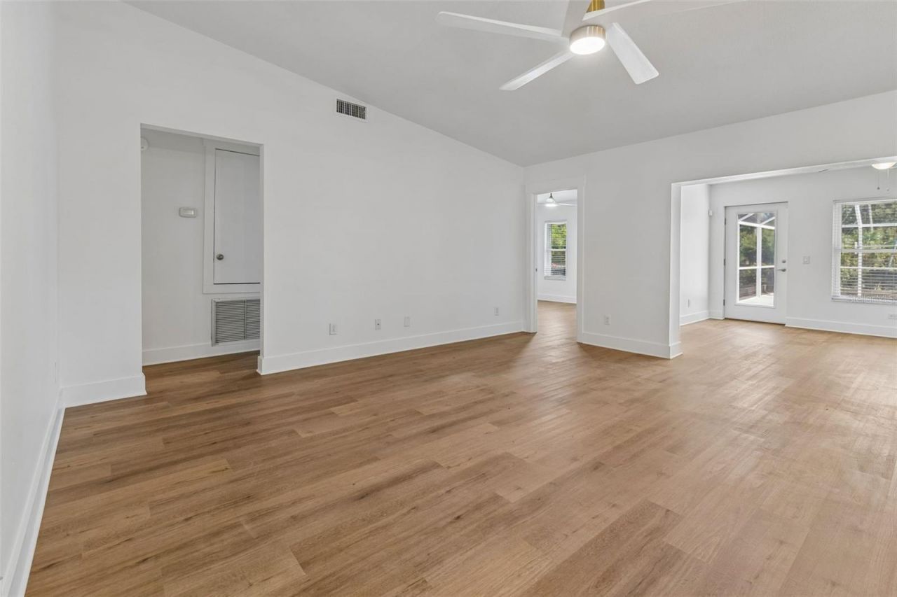 16205 Sawgrass Circle , Tampa, FL 33624 Photo