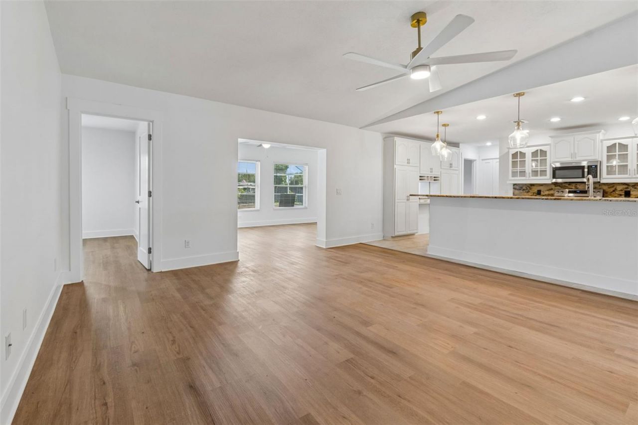 16205 Sawgrass Circle , Tampa, FL 33624 Photo