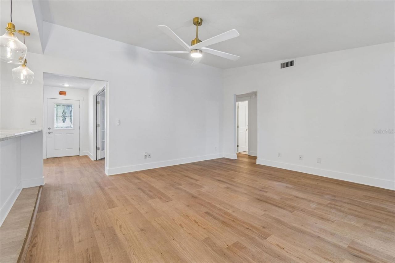16205 Sawgrass Circle , Tampa, FL 33624 Photo