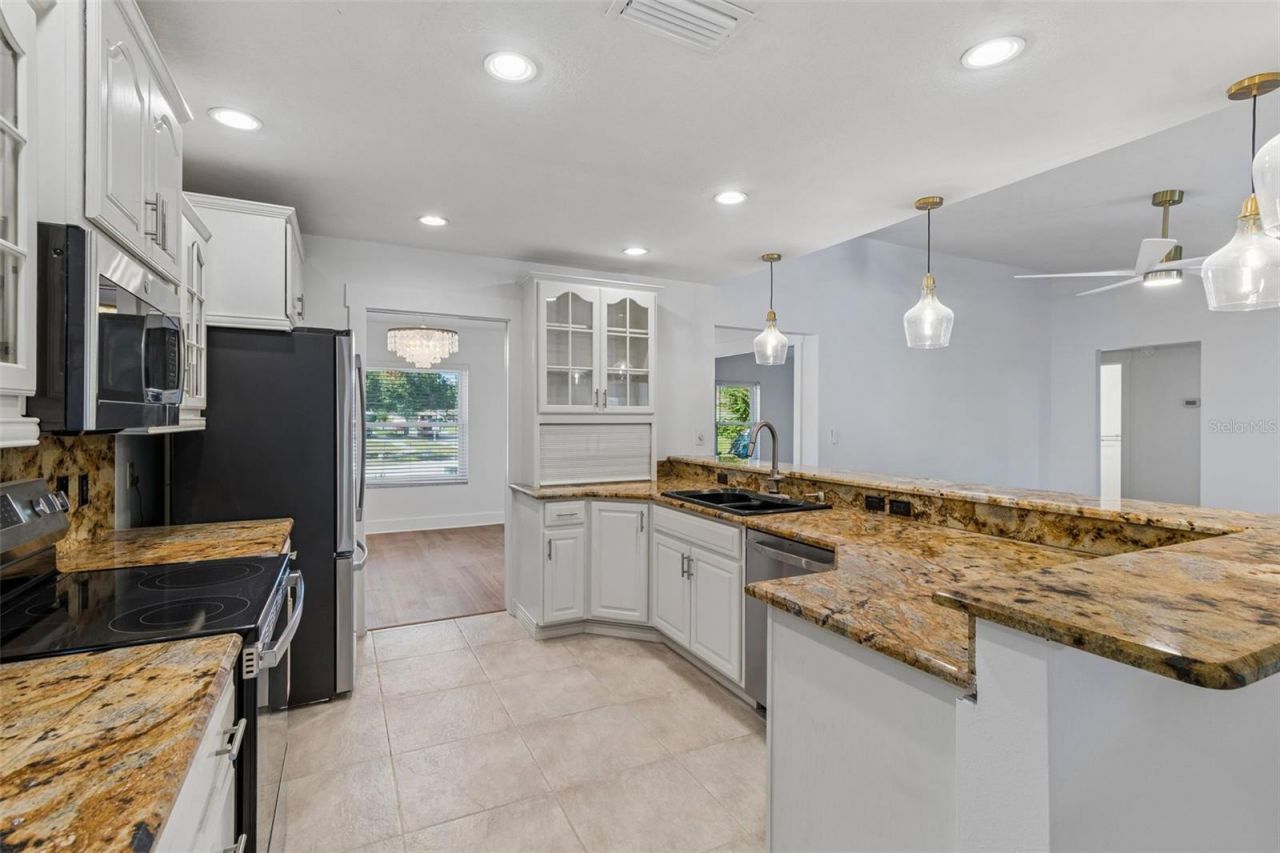 16205 Sawgrass Circle , Tampa, FL 33624 Photo