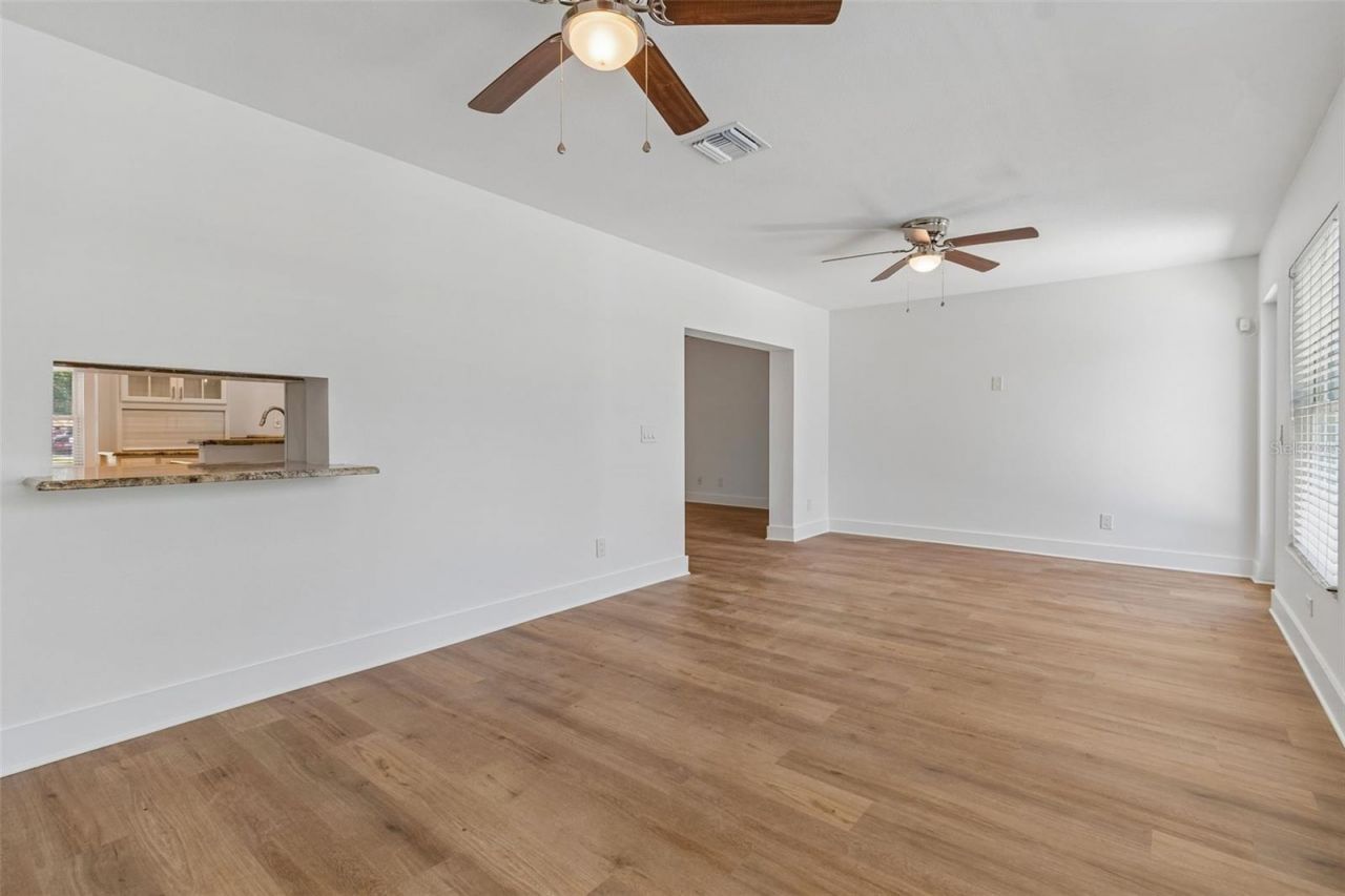 16205 Sawgrass Circle , Tampa, FL 33624 Photo