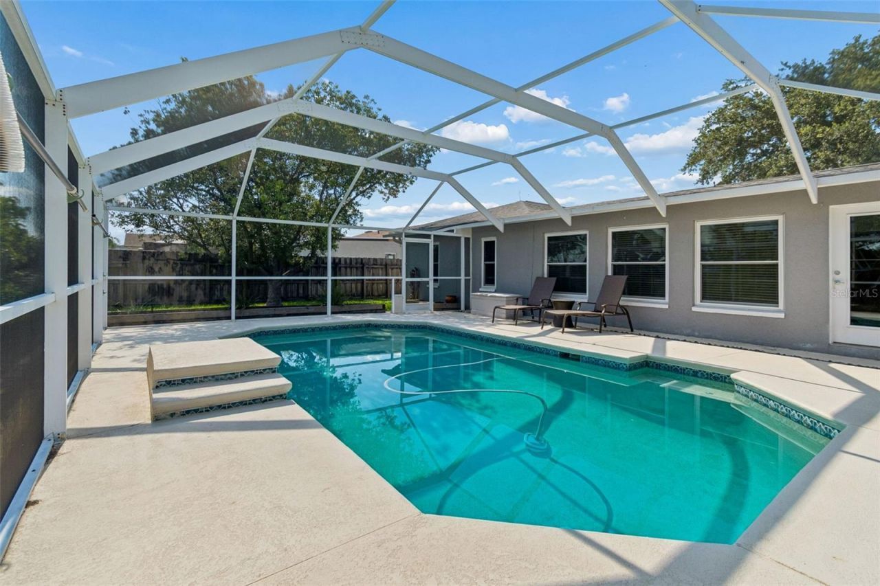 16205 Sawgrass Circle , Tampa, FL 33624 Photo