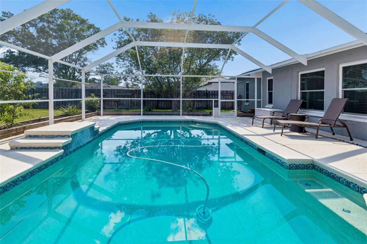 16205 Sawgrass Circle , Tampa, FL 33624 Photo