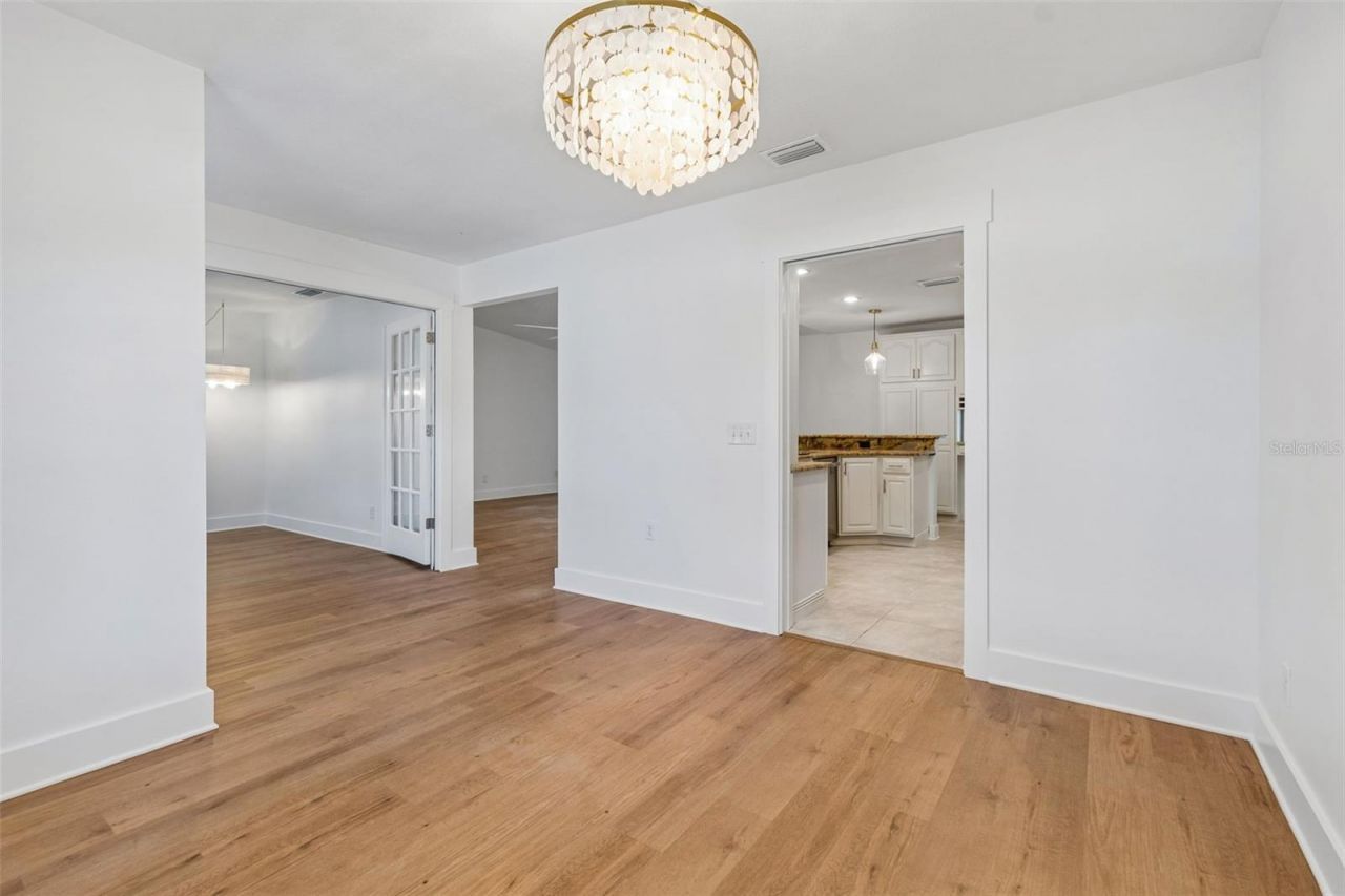 16205 Sawgrass Circle , Tampa, FL 33624 Photo