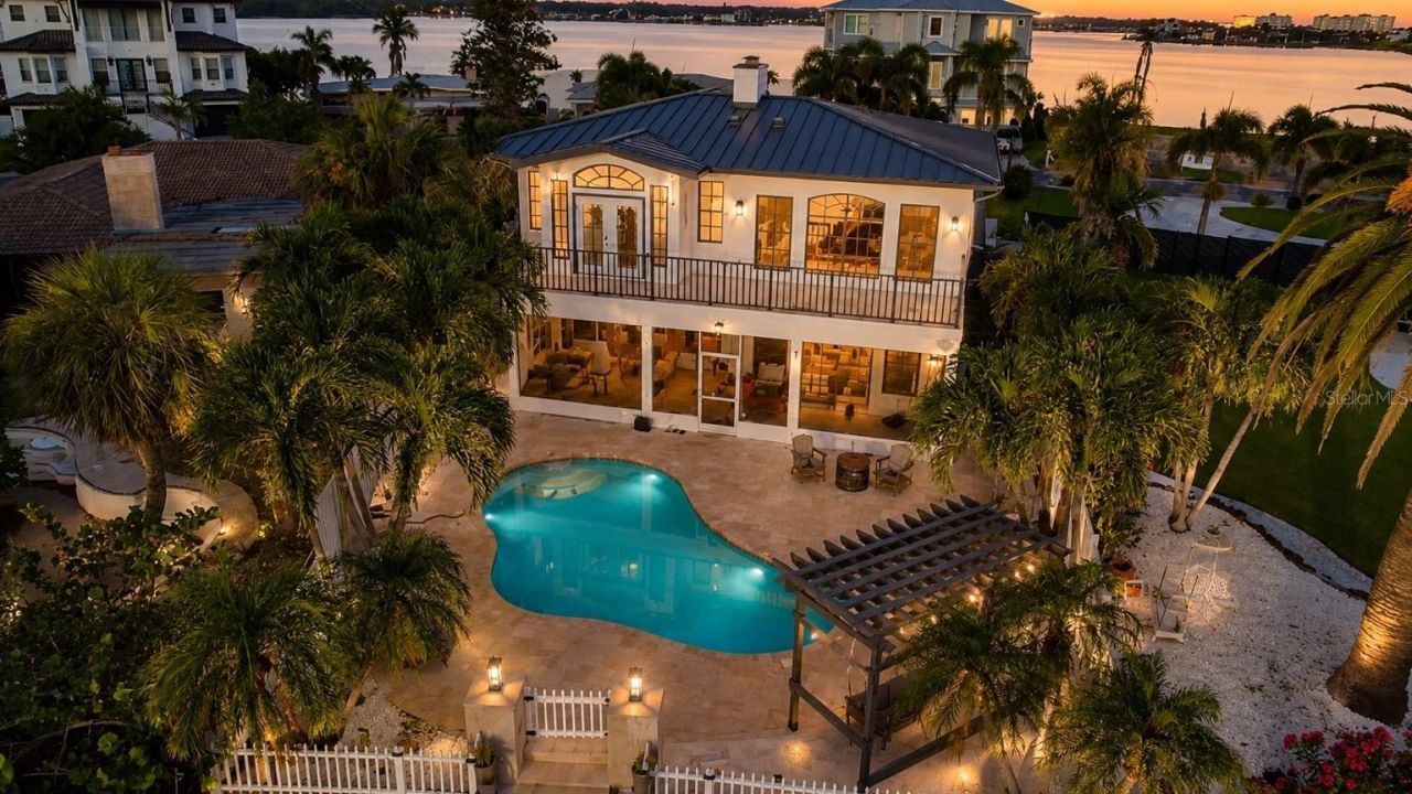 452 Bath Club Boulevard N, North Redington Beach, FL 33708 Photo