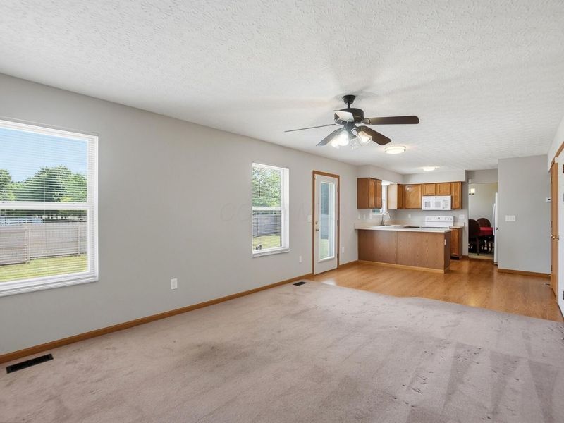 4477 Knoll Crest Drive, Grove City, OH 43123 Photo 18