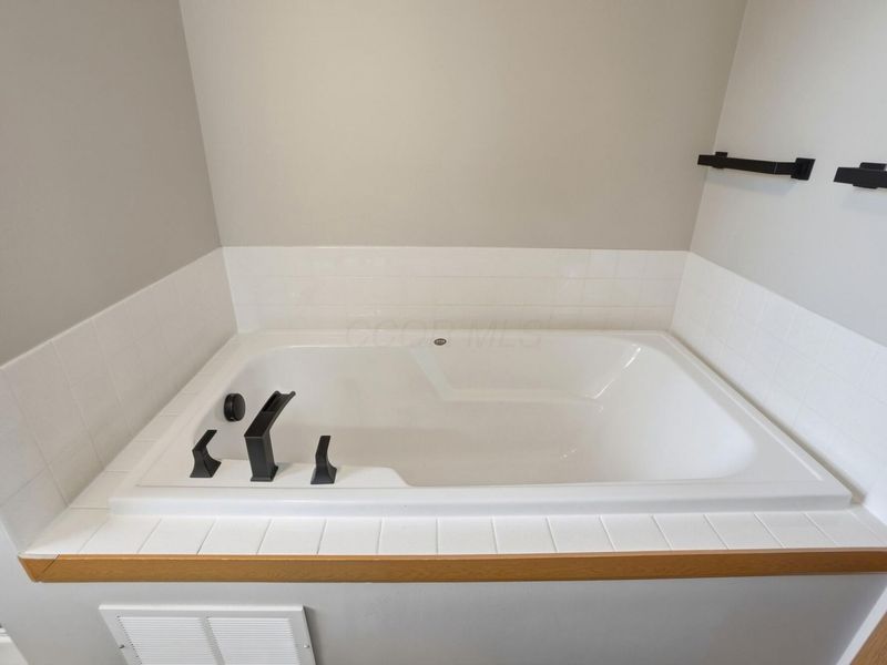 4477 Knoll Crest Drive, Grove City, OH 43123 Photo 28