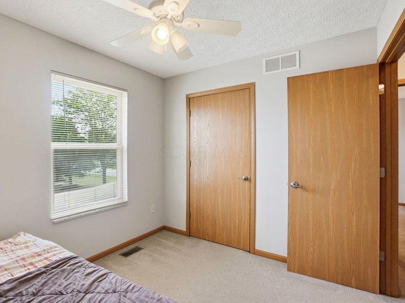 4477 Knoll Crest Drive, Grove City, OH 43123 Photo 31