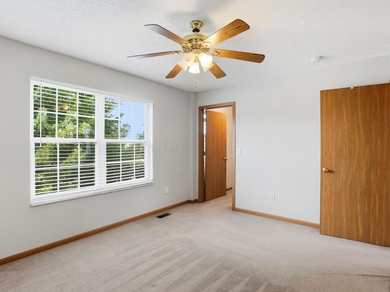 4477 Knoll Crest Drive, Grove City, OH 43123 Photo 33