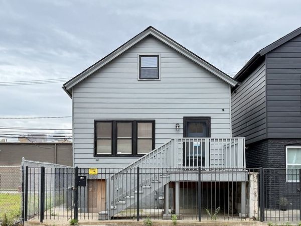 1933 W GRAND Avenue , Unit HOUSE, Chicago, IL 60622
