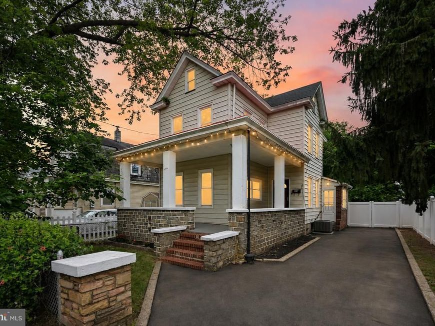 226 Robertson Avenue, Morrisville, PA 19067 Main Photo