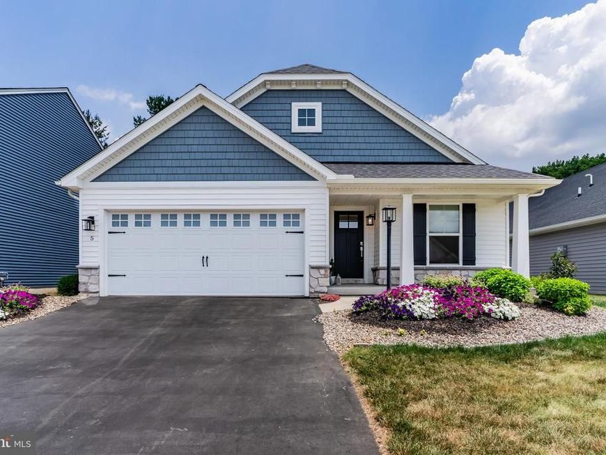 5 Shillington Lane, Carlisle, PA 17013 Main Photo