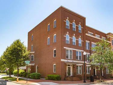 701 ANNIE ROSE, ALEXANDRIA, VA 22301