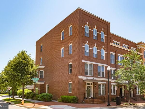 701 ANNIE ROSE, ALEXANDRIA, VA 22301