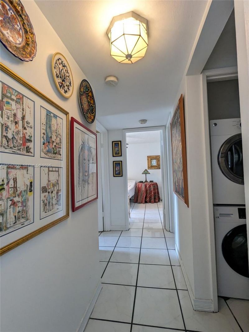 9140 Fontainebleau Blvd , Unit 504, Miami, FL 33172 Photo