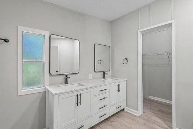 100 Carroll Lane Photo 15