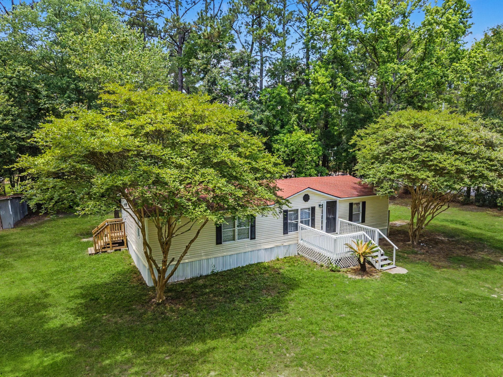 100 Carroll Lane Photo 3