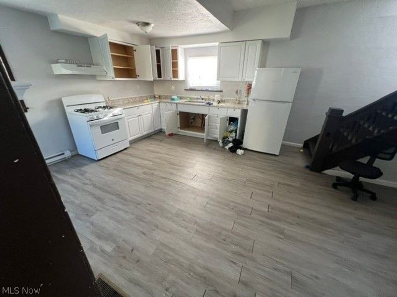 521 23 Street, Lorain, OH 44052 Photo 4