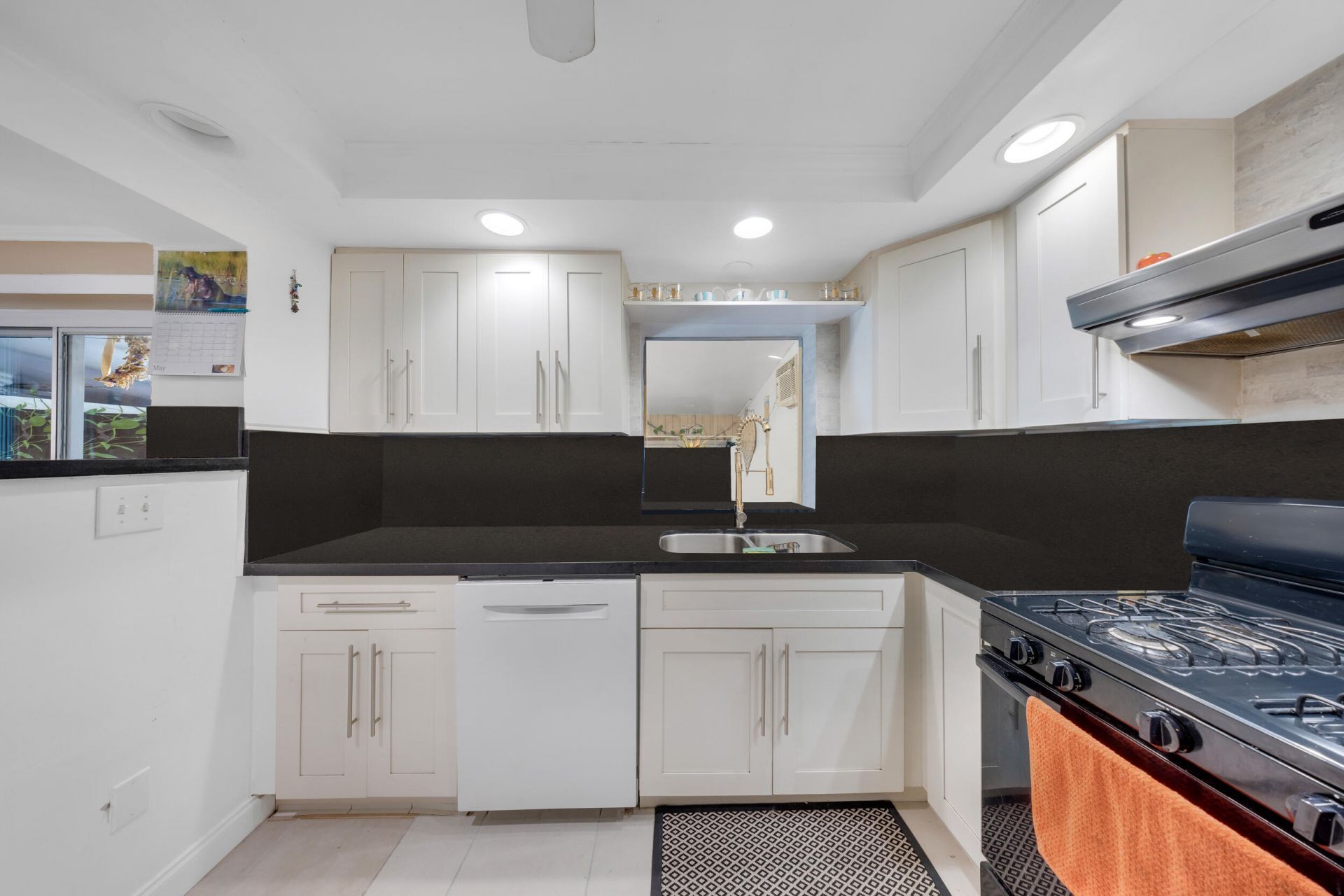 2326 Harding Street, Unit 2326, Hollywood, FL 33020 Photo