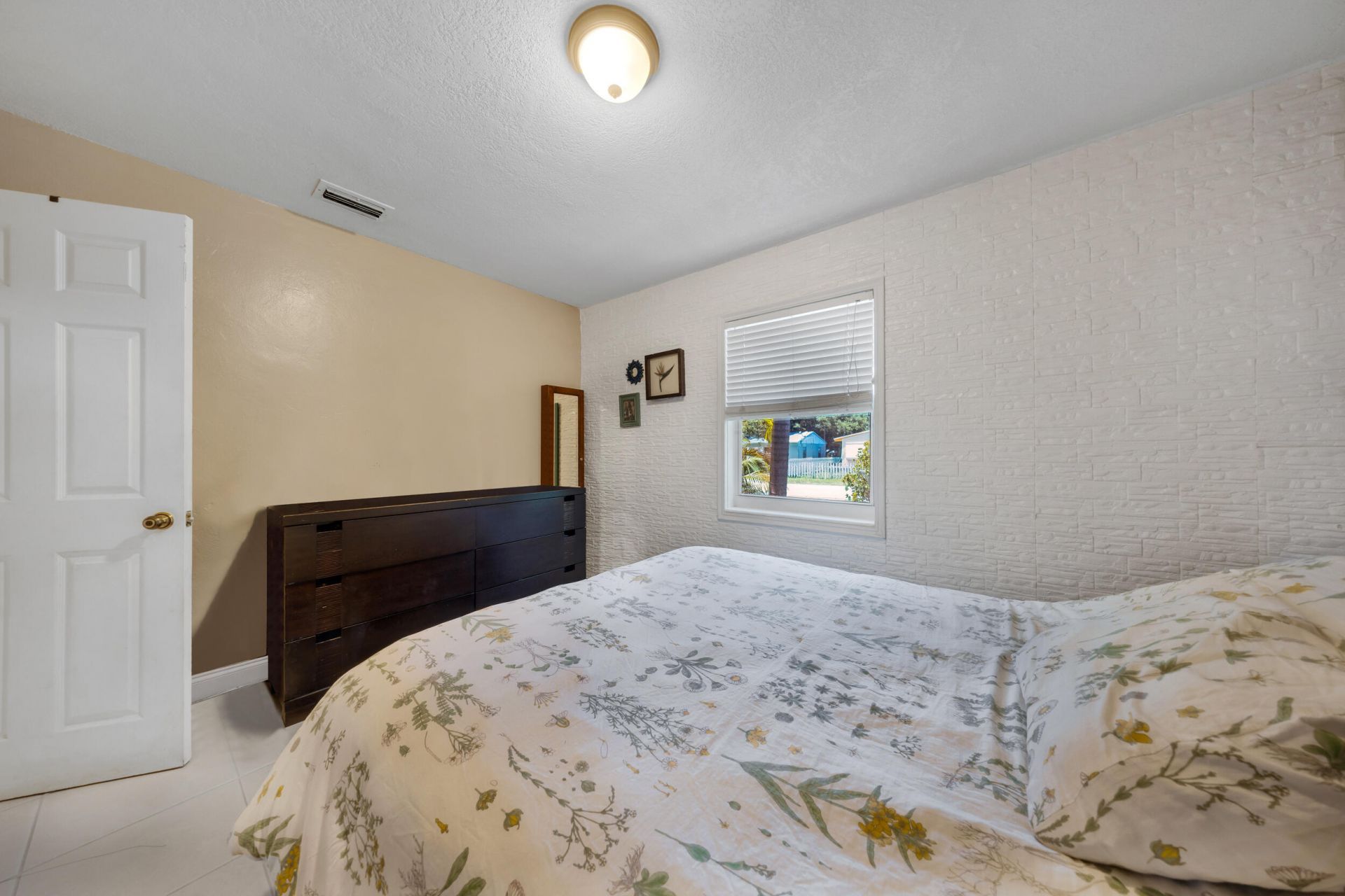 2326 Harding Street, Unit 2326, Hollywood, FL 33020 Photo