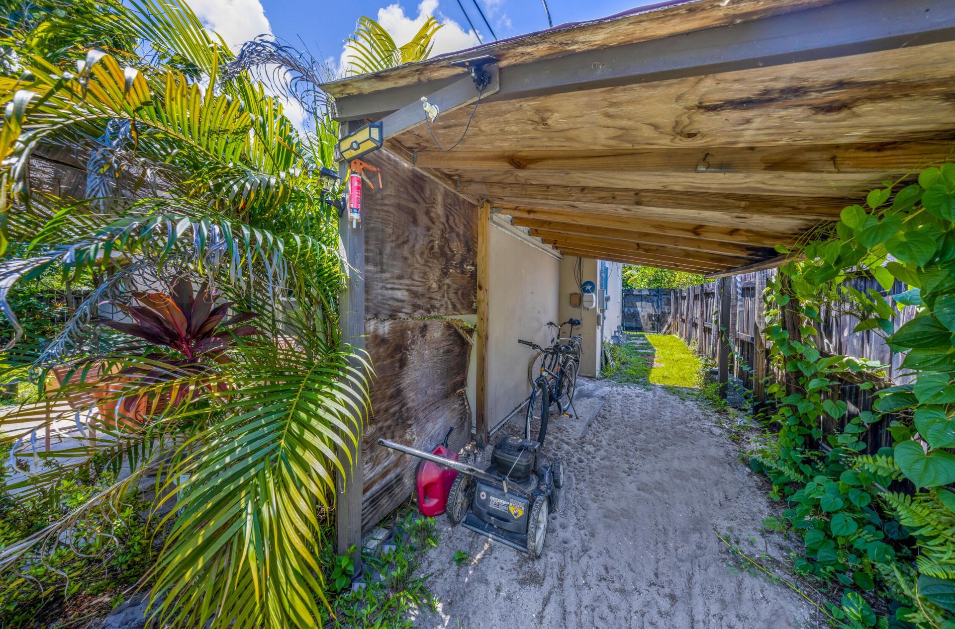 2326 Harding Street, Unit 2326, Hollywood, FL 33020 Photo