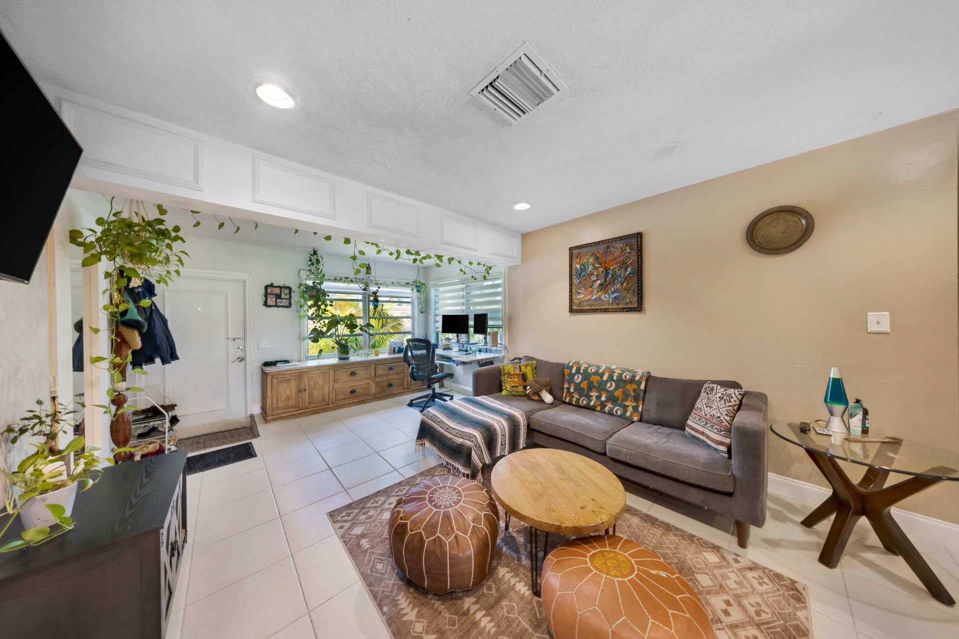 2326 Harding Street, Unit 2326, Hollywood, FL 33020 Photo