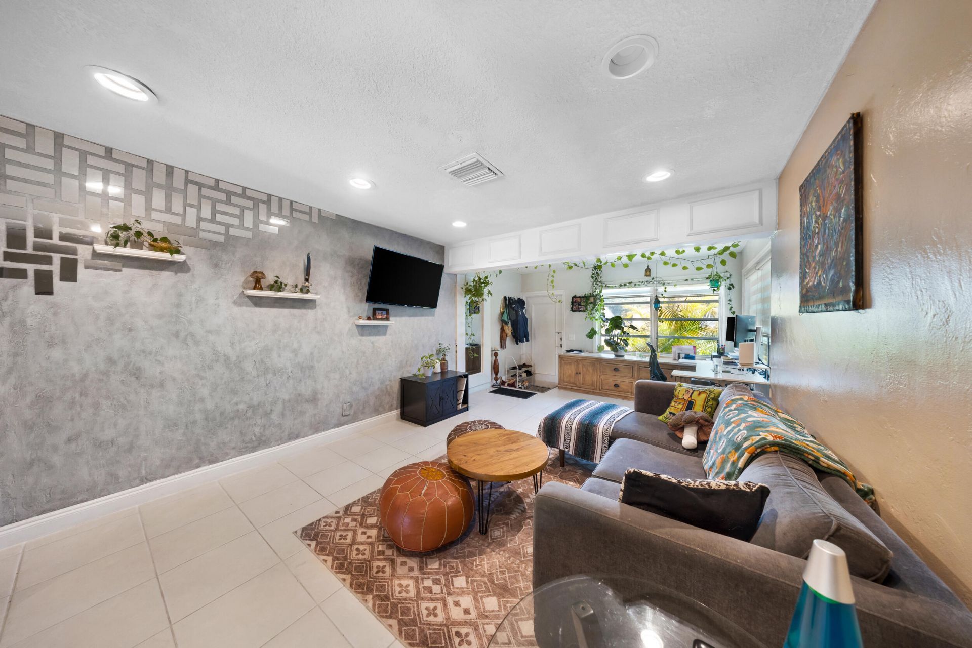 2326 Harding Street, Unit 2326, Hollywood, FL 33020 Photo