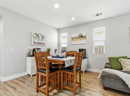 2272 Ellesmere Loop, Roseville, CA 95747 Photo