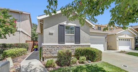2272 Ellesmere Loop, Roseville, CA 95747 Photo
