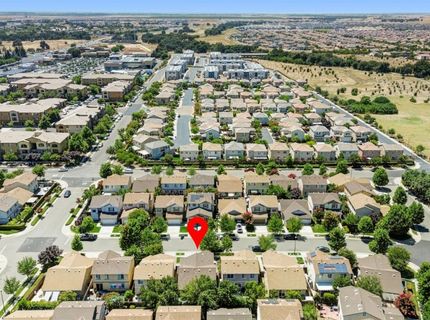 2272 Ellesmere Loop, Roseville, CA 95747 Photo