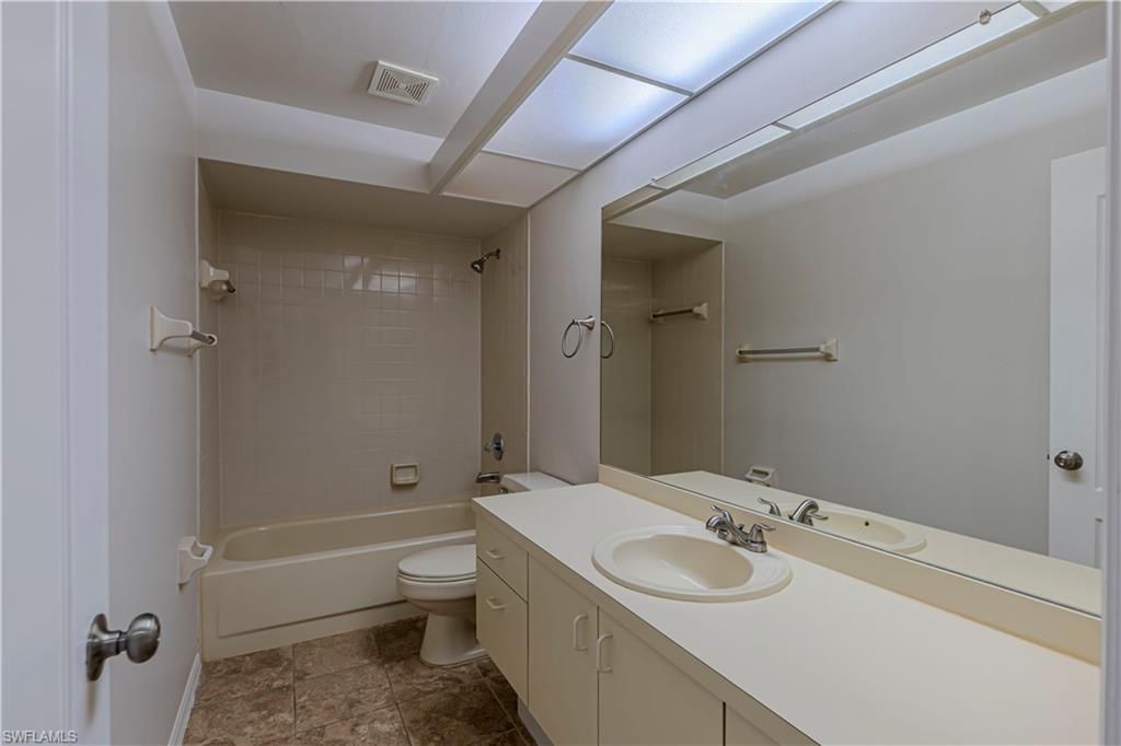 13114 Regent Cir , Fort Myers, FL 33966 Photo