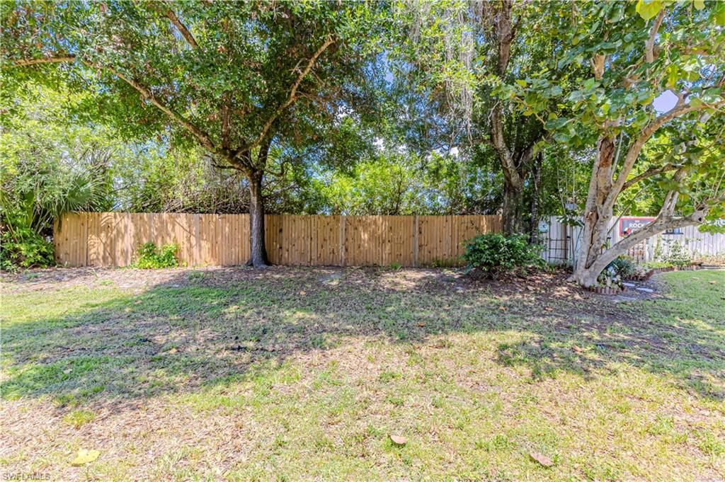 13114 Regent Cir , Fort Myers, FL 33966 Photo