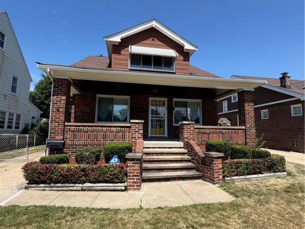 18229 Neff Road, Cleveland, OH 44119