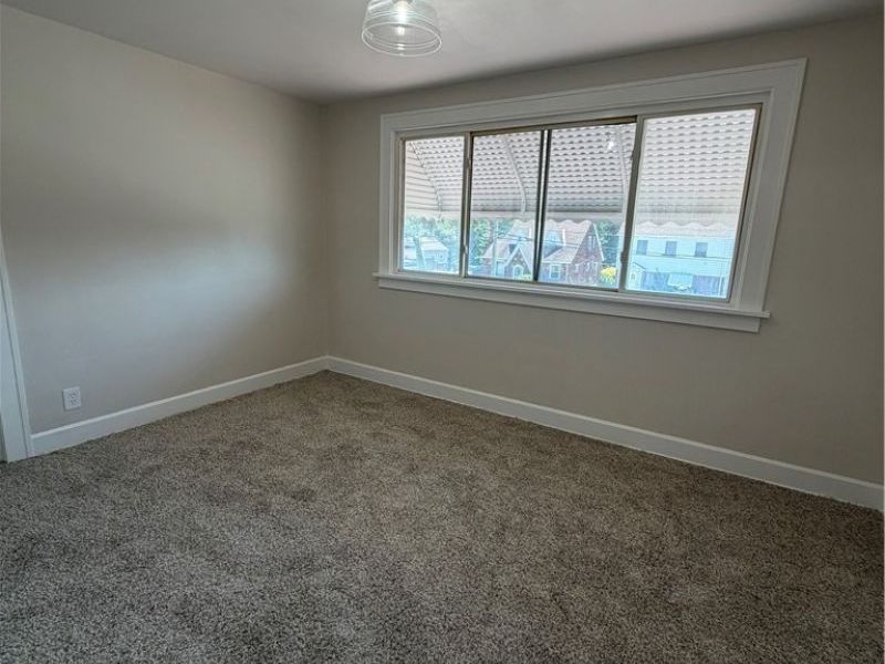 18229 Neff Road, Cleveland, OH 44119 Photo 28