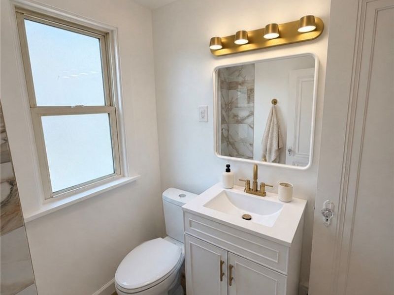 18229 Neff Road, Cleveland, OH 44119 Photo 29