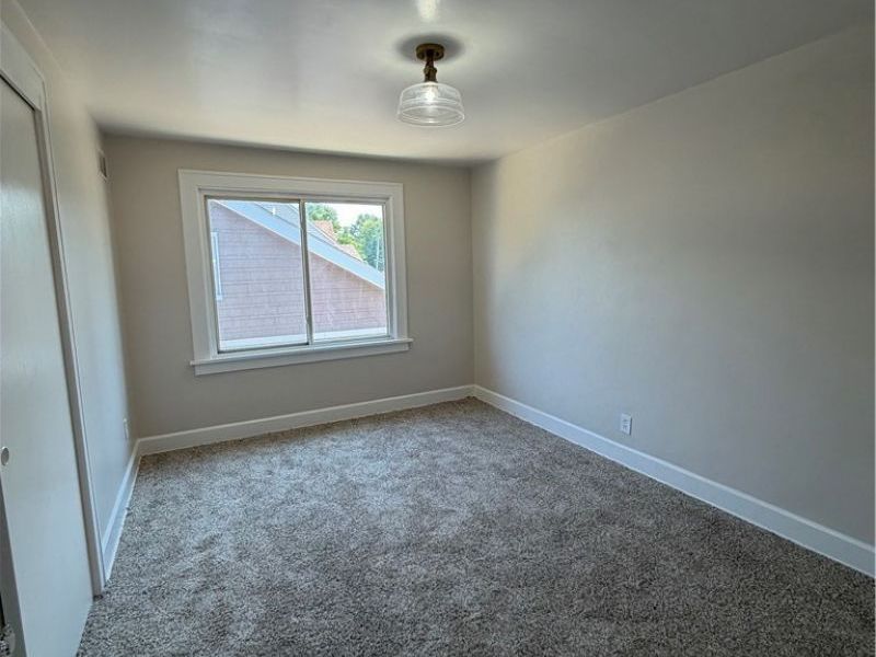 18229 Neff Road, Cleveland, OH 44119 Photo 33