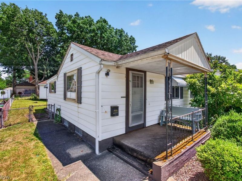 1208 Brooklyn Avenue, Canton, OH 44710 Photo 3
