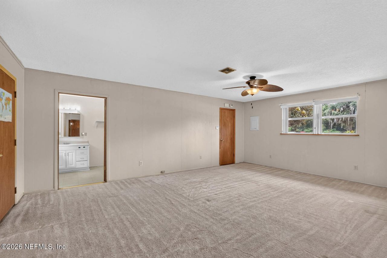 131 Dunn Avenue, San Mateo, FL 32187 Photo