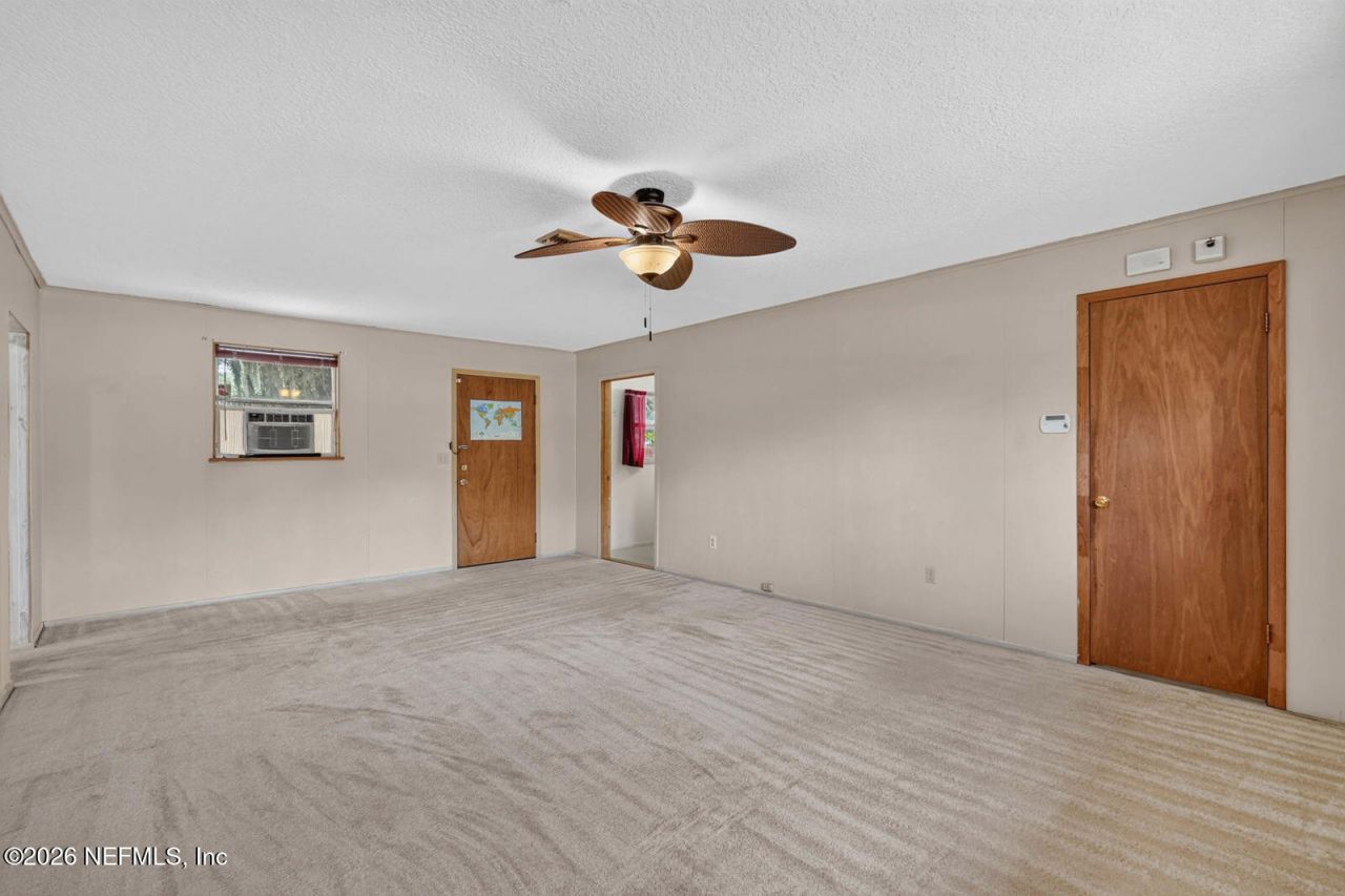 131 Dunn Avenue, San Mateo, FL 32187 Photo