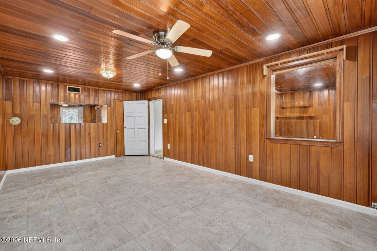 131 Dunn Avenue, San Mateo, FL 32187 Photo