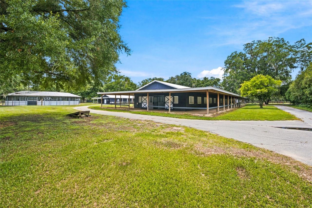 3825 NW 160th Street, Reddick, FL 32686 Photo