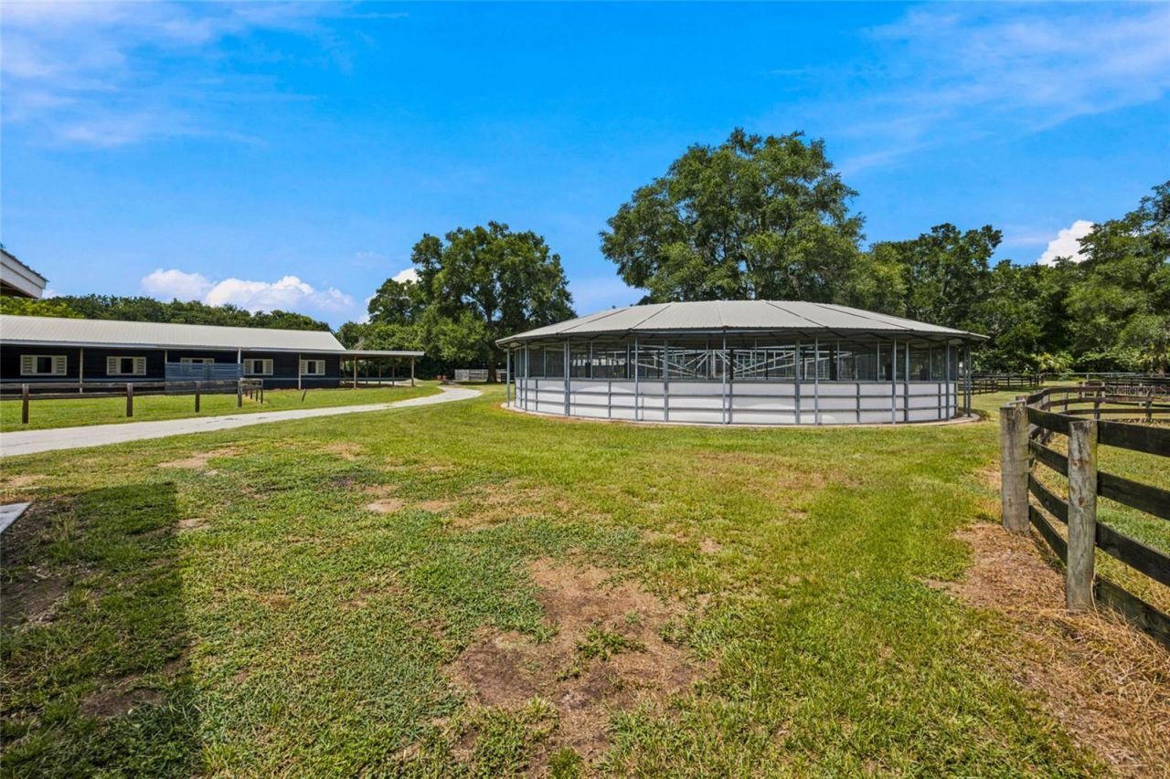3825 NW 160th Street, Reddick, FL 32686 Photo