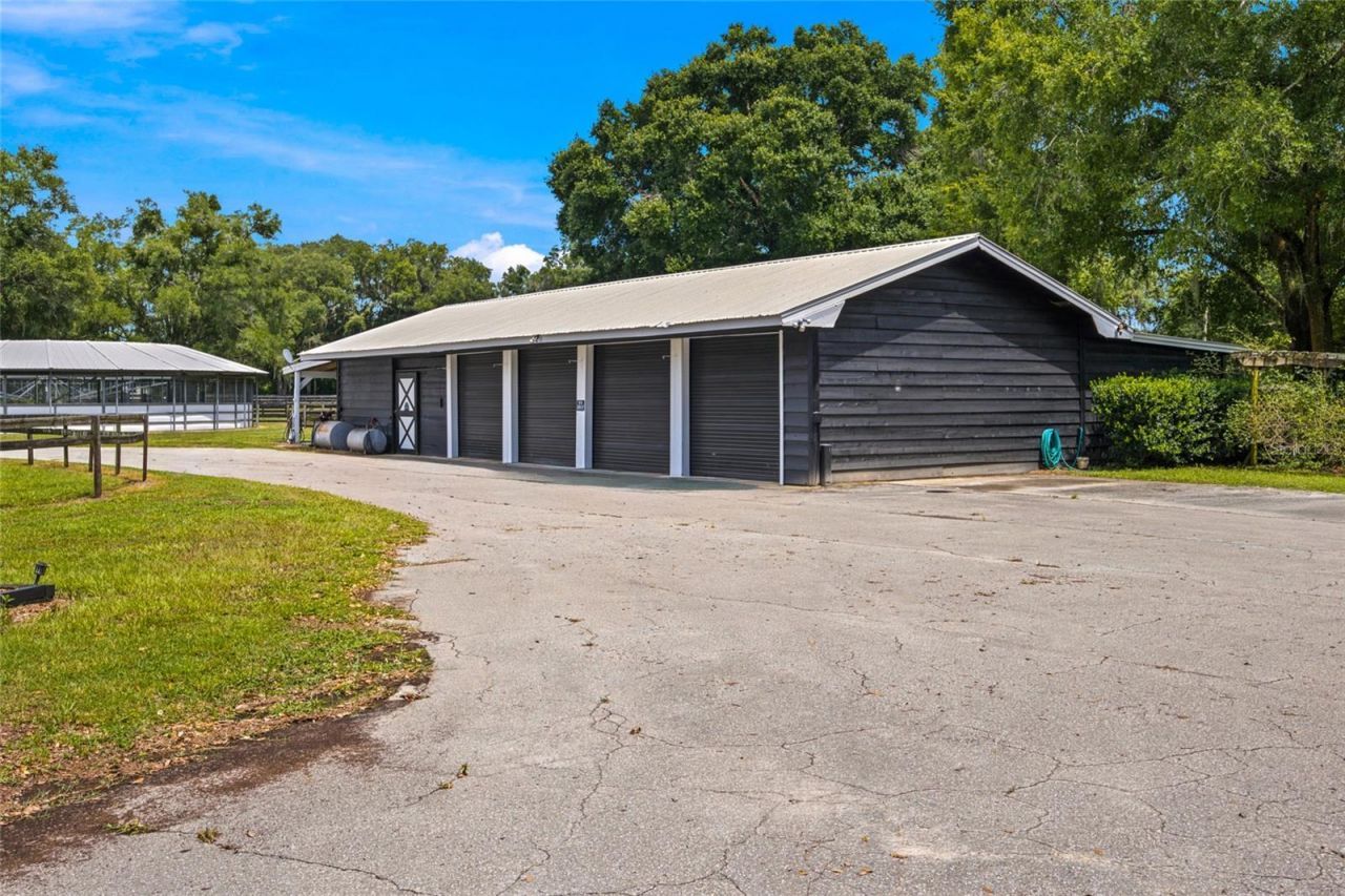 3825 NW 160th Street, Reddick, FL 32686 Photo