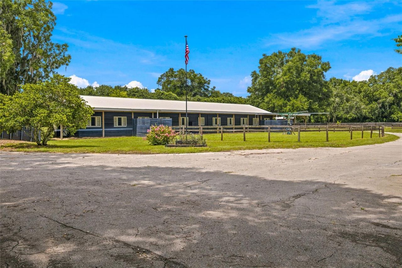 3825 NW 160th Street, Reddick, FL 32686 Photo