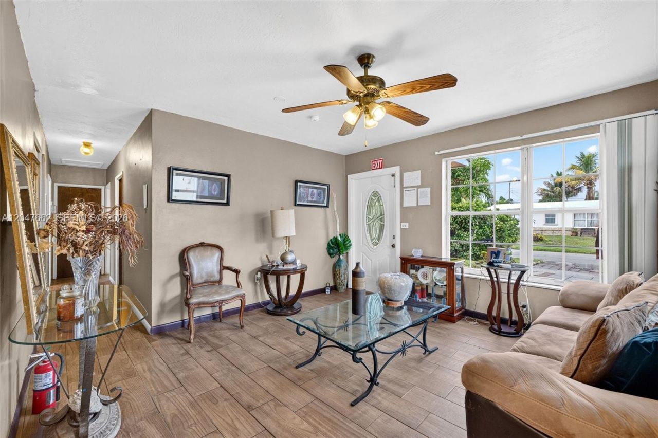 721 N 69th Ave, Hollywood, FL 33024 Photo