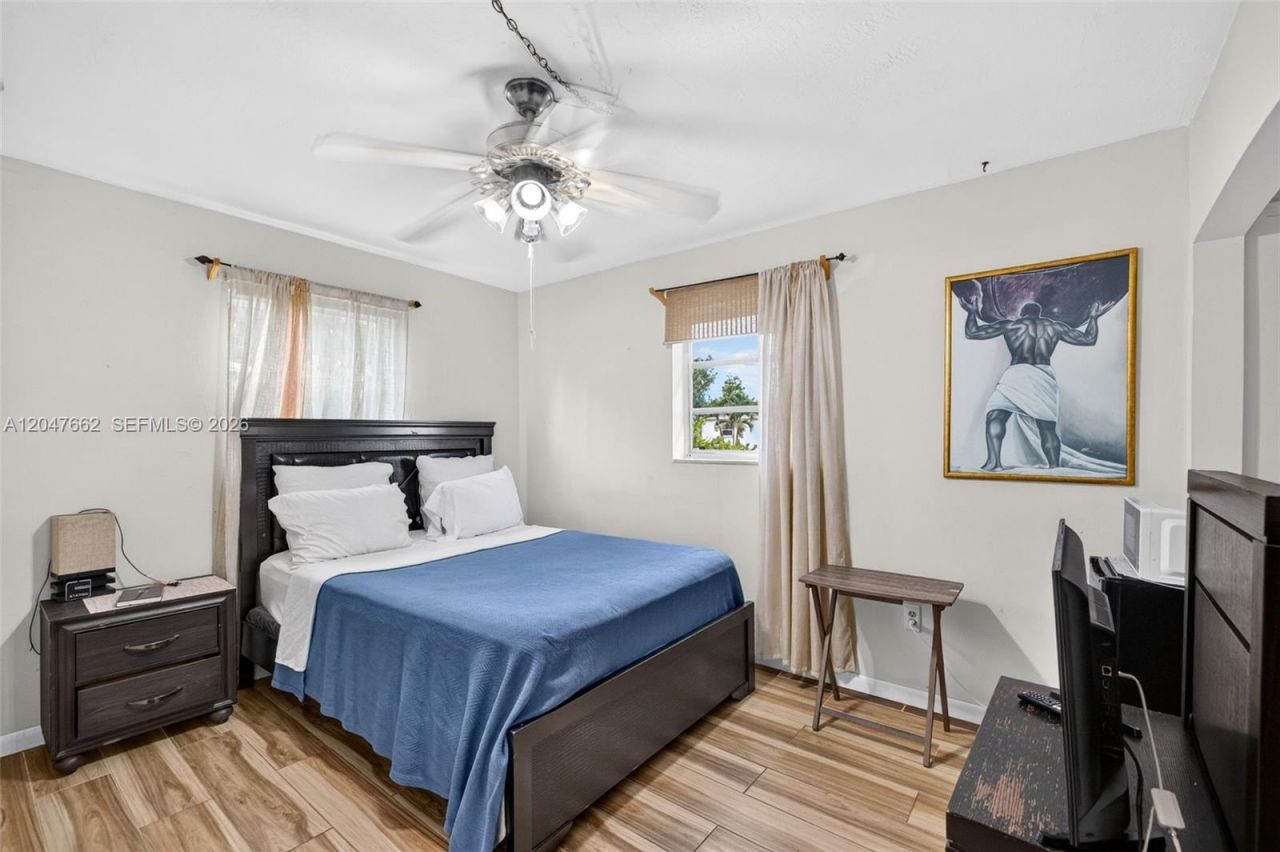 721 N 69th Ave, Hollywood, FL 33024 Photo