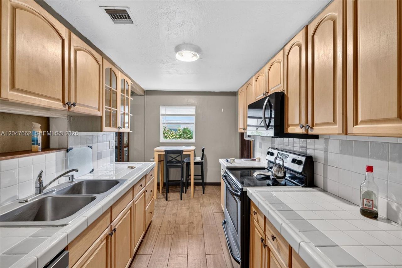 721 N 69th Ave, Hollywood, FL 33024 Photo
