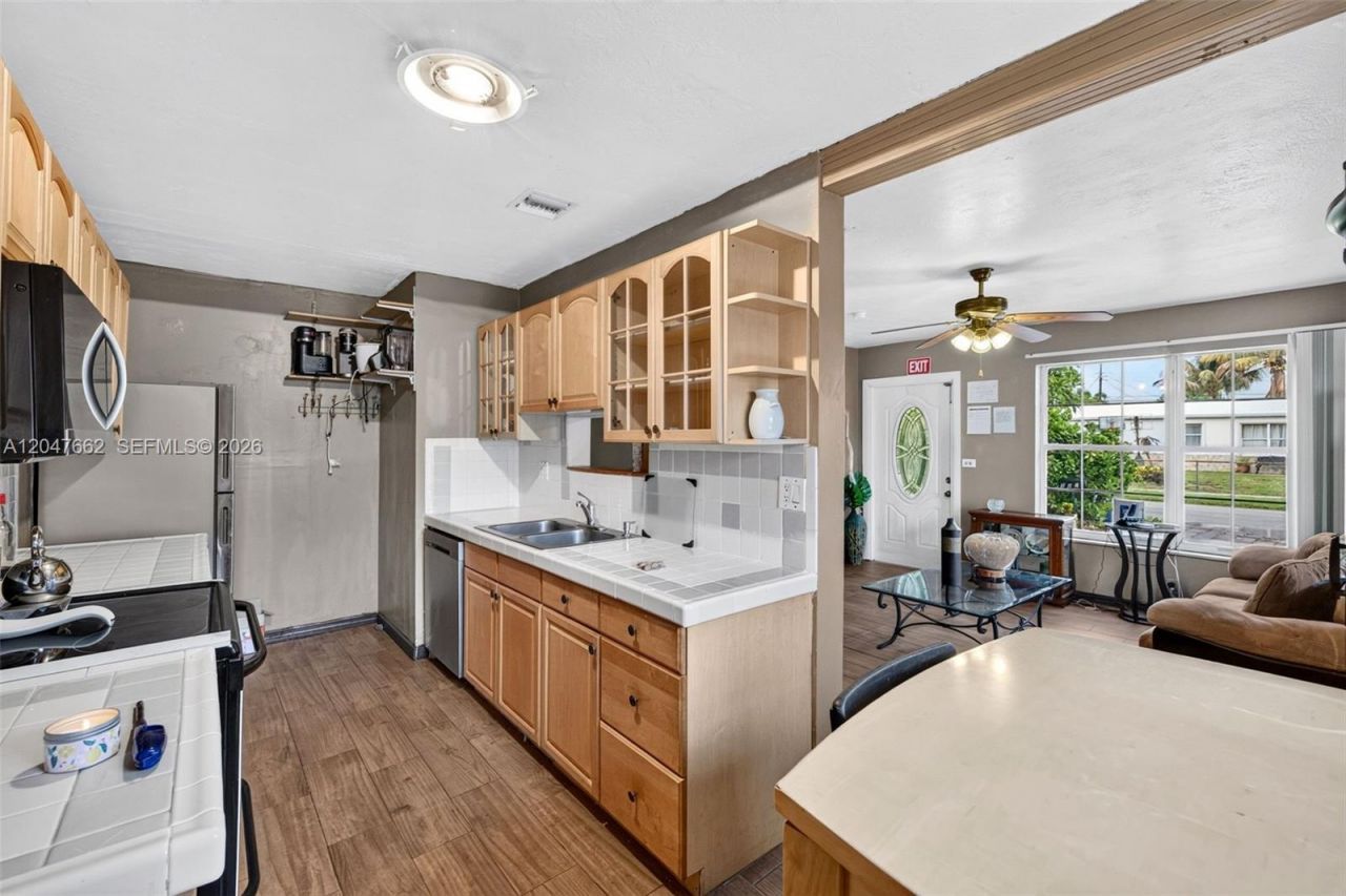 721 N 69th Ave, Hollywood, FL 33024 Photo